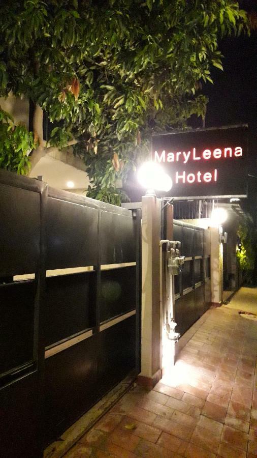 Maryleena Hotel Gulberg Lahore Exterior photo
